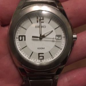 Men’s vintage Seiko watch